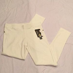 New Mix 2X Curvy Jeggings White